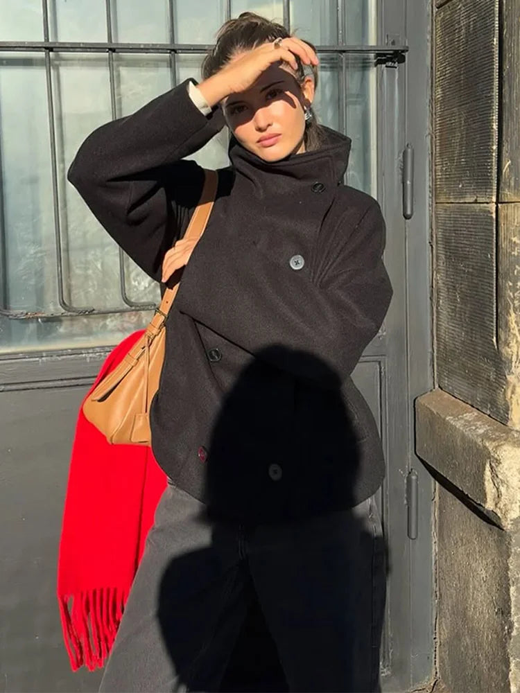 Płaszcz z możliwością stosowania z wyższym kołnierzem – ponadczasowa elegancja - ModaEkspert.pl